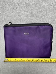 TUMI for Delta Small Black Zip Pouch Soft Sided Travel Case Toiletry Bag Purple