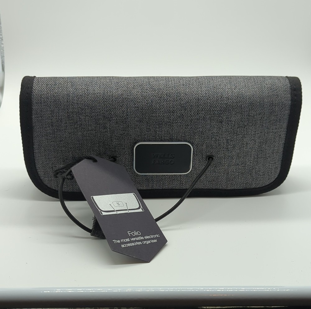 Wells Fargo Folio Electronic Accessories Organizer Multi-Wallet Gray