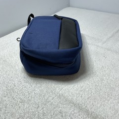 Brookstone Split Travel Storage Tech Travel Shave Bag Black 10 x 6.5 x 4 Inches