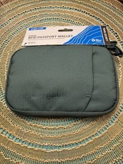 RFID Blocking Wallet Secure Travel Storage Compact Water-Resistant Organizer New